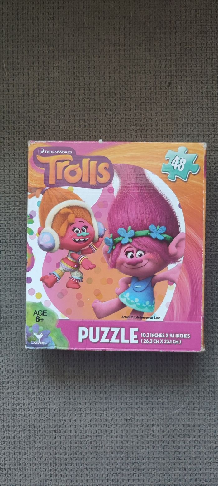 Puzzle troll 48 pièces complet