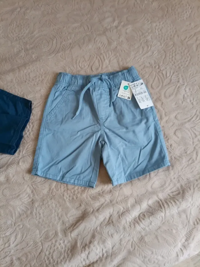 Shorts neufs 4 ans Kiabi lot de 2 - photo numéro 2