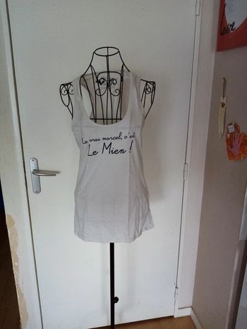 Joli débardeur avec écriture marrante