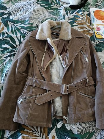 Veste oakwood