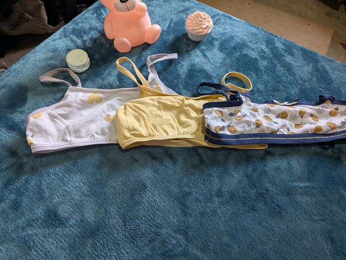 Lot de brassière - photo numéro 3