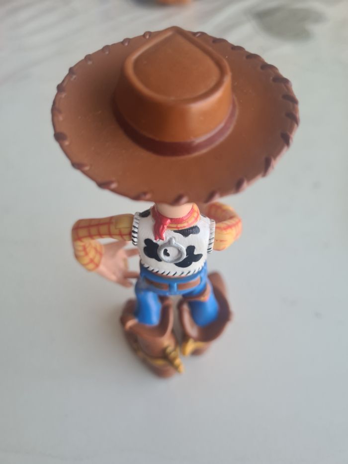 Personnage woody toy story Disney - photo numéro 3