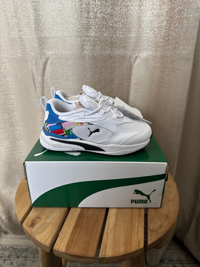 Baskets Puma bébé blanches neuves – Taille 25 - photo numéro 3
