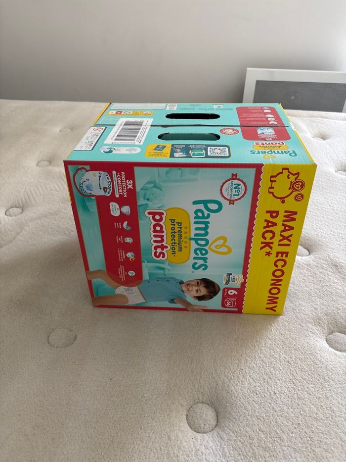 66 couches Pampers Pants Premium taille 6 - photo numéro 3