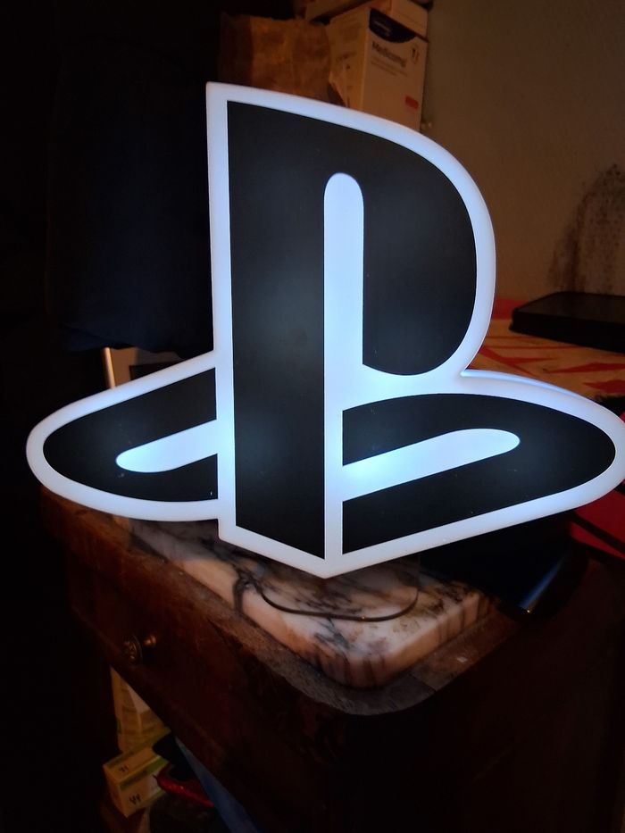 Lampe PlayStation - photo numéro 3