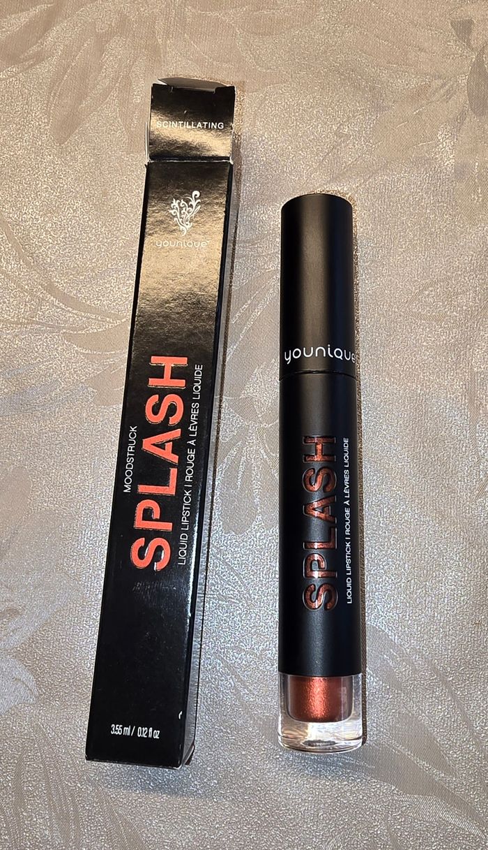 Rouge à lèvres Splash scintillating rouge métallique Neuf