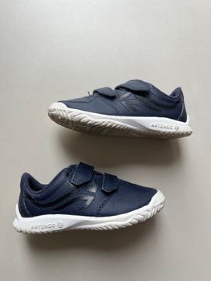 Baskets Artengo Taille 28 - photo numéro 2