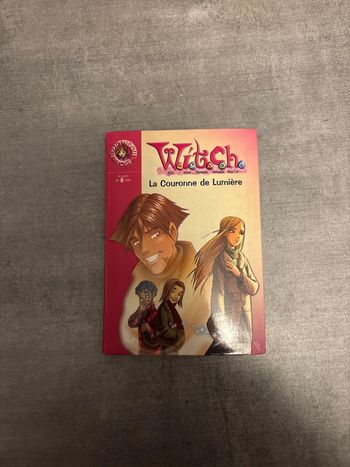 Livre la bibliothèque, rose, Witch, la couronne de lumière