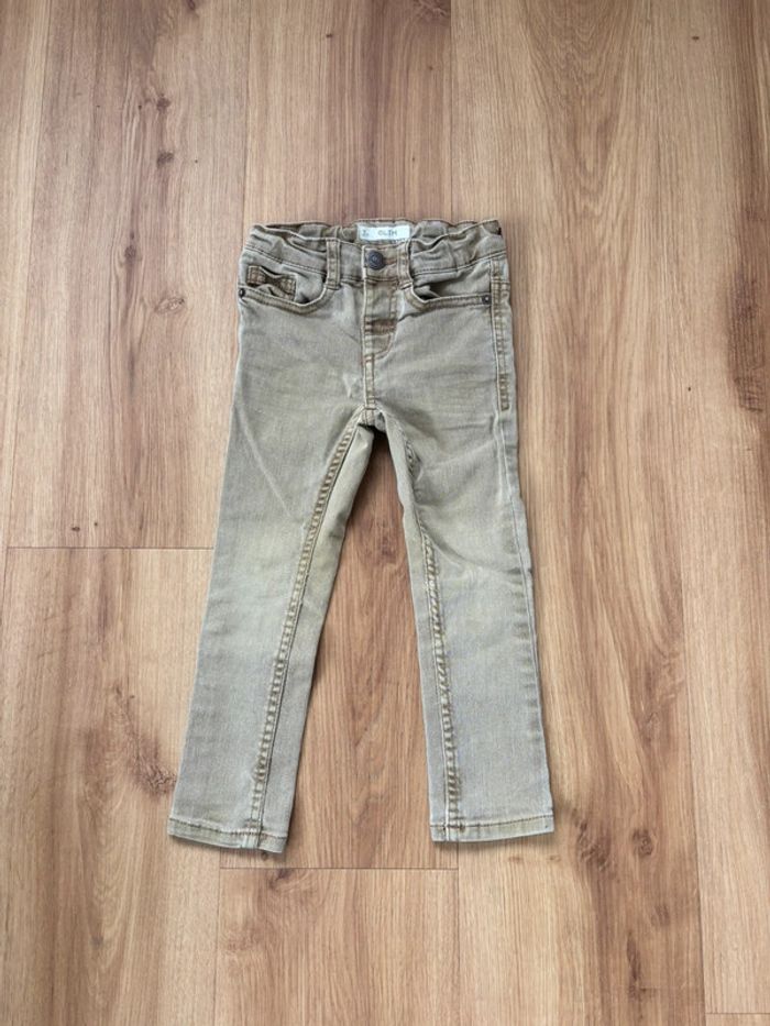 Jean slim kaki/vert Kiabi 3 ans