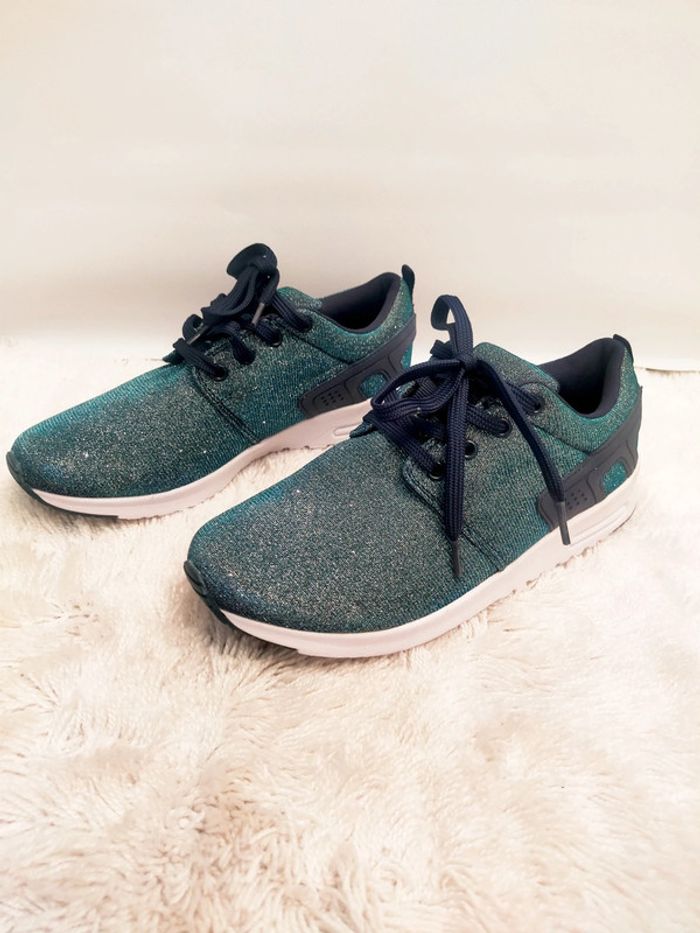Baskets, sneakers a paillettes Angela Thompson taille 39 - photo numéro 3