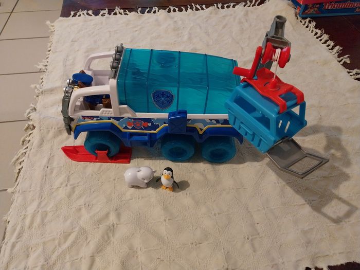 Camion pat patrouille des neiges - photo numéro 2