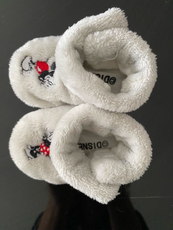 Chaussons Mickey et Minnie - photo numéro 3