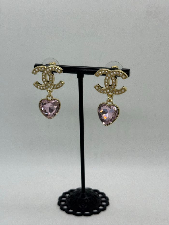 Boucles d’oreilles pendantes dorées zircone rose - photo numéro 3