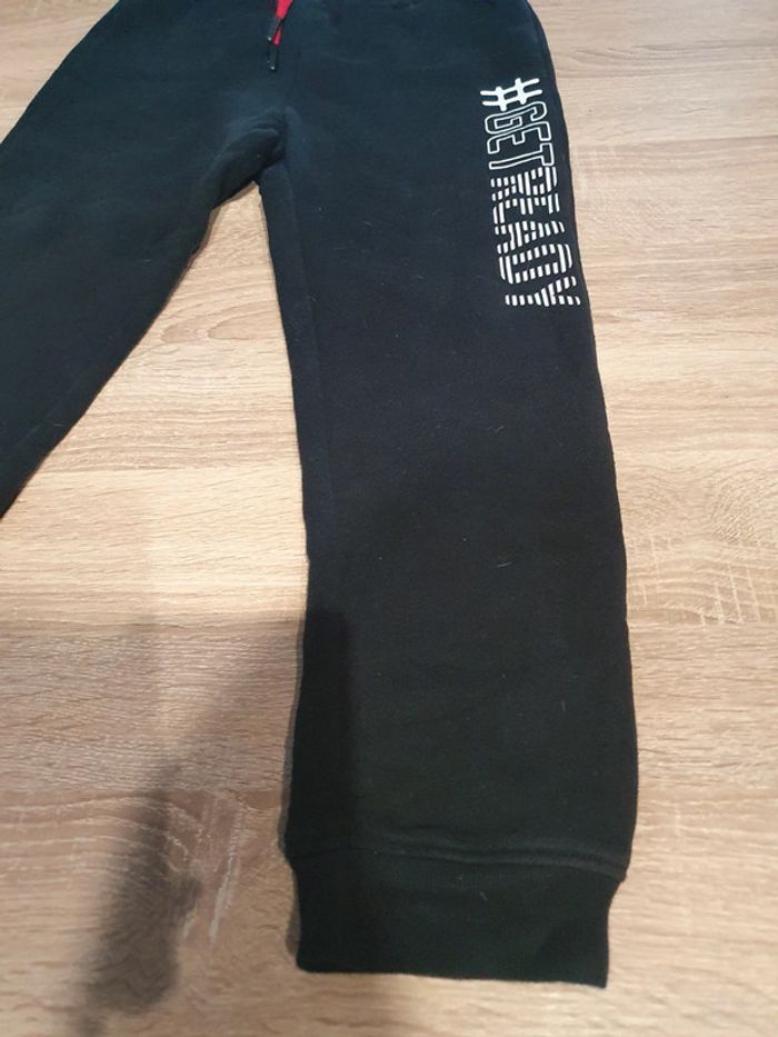 Pantalon survêtement 8 ans - photo numéro 2
