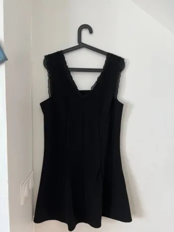 Robe noire Tissaia