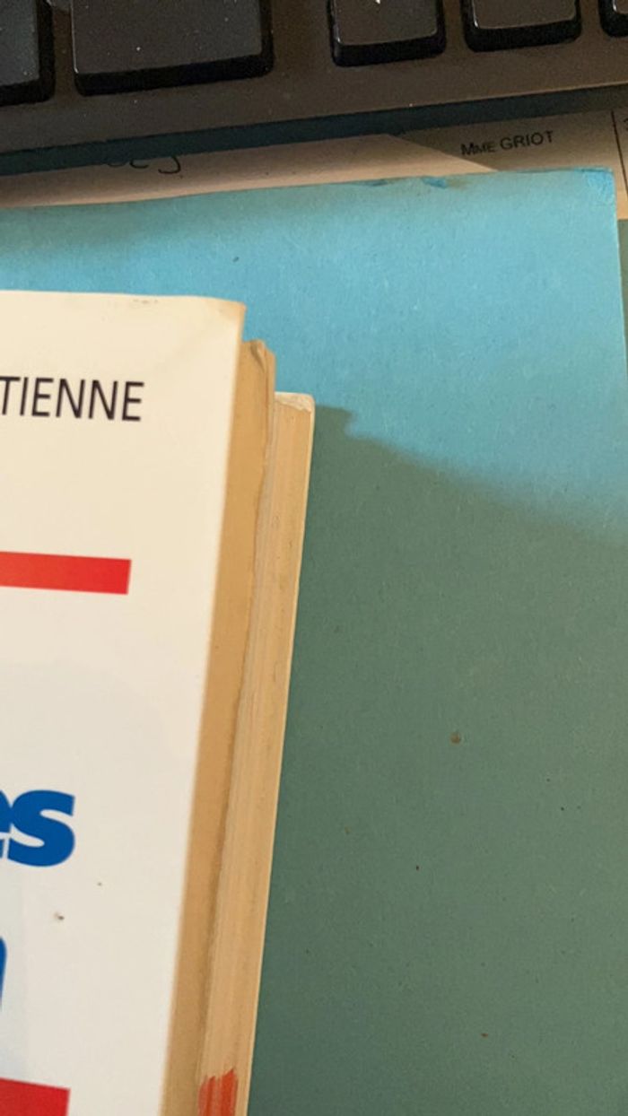 Livre . Le guide des urgences à la Maison. - photo numéro 6