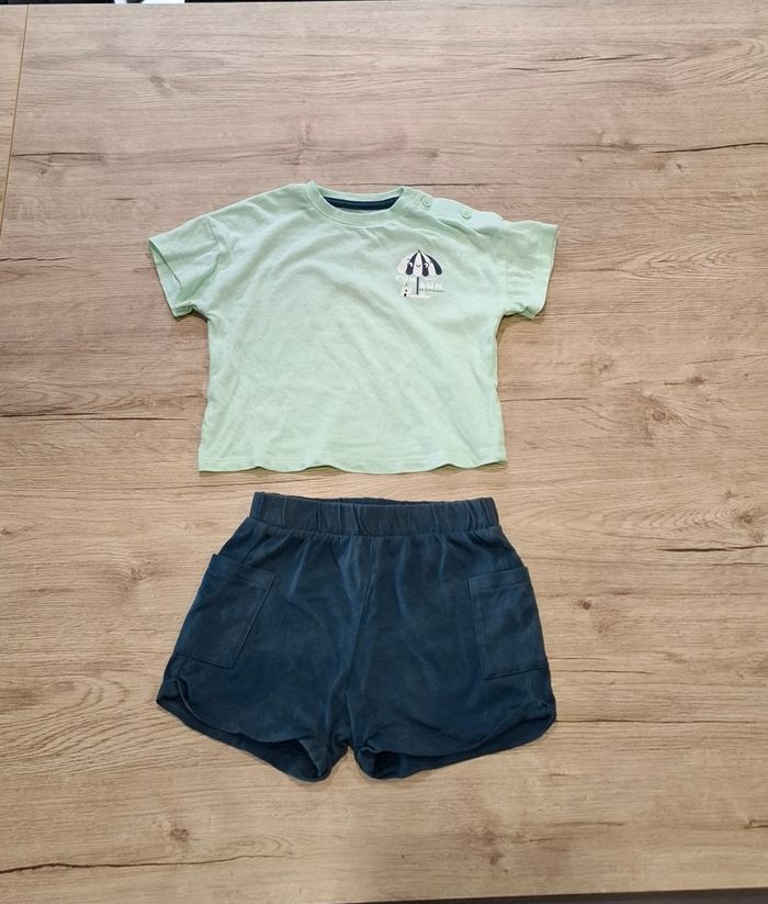 Lot ensembles shorts + t-shirts - photo numéro 2