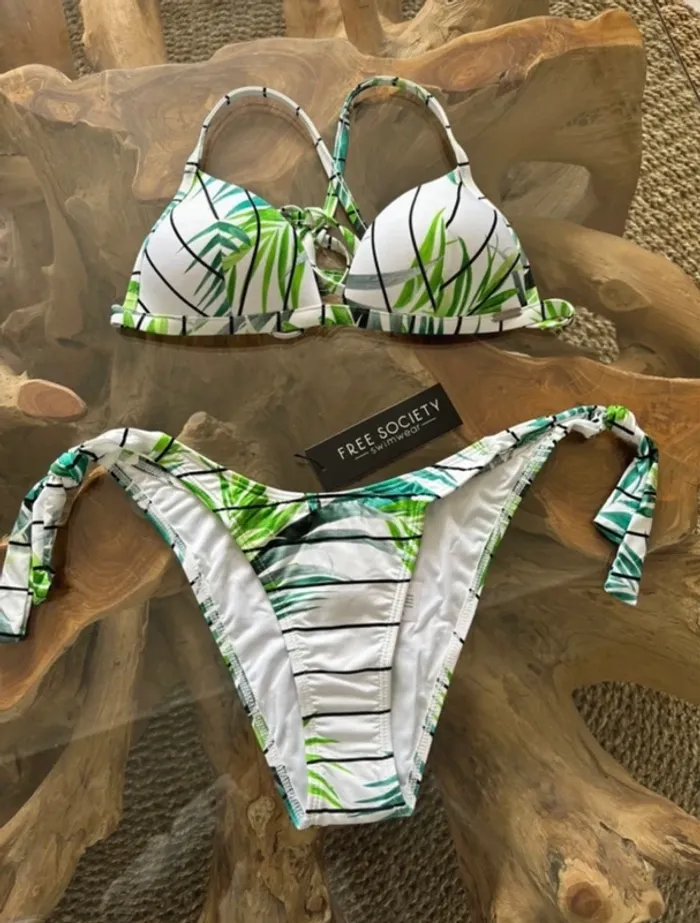 Maillot de bain 2 pièces Free Society blanc vert tropical neuf