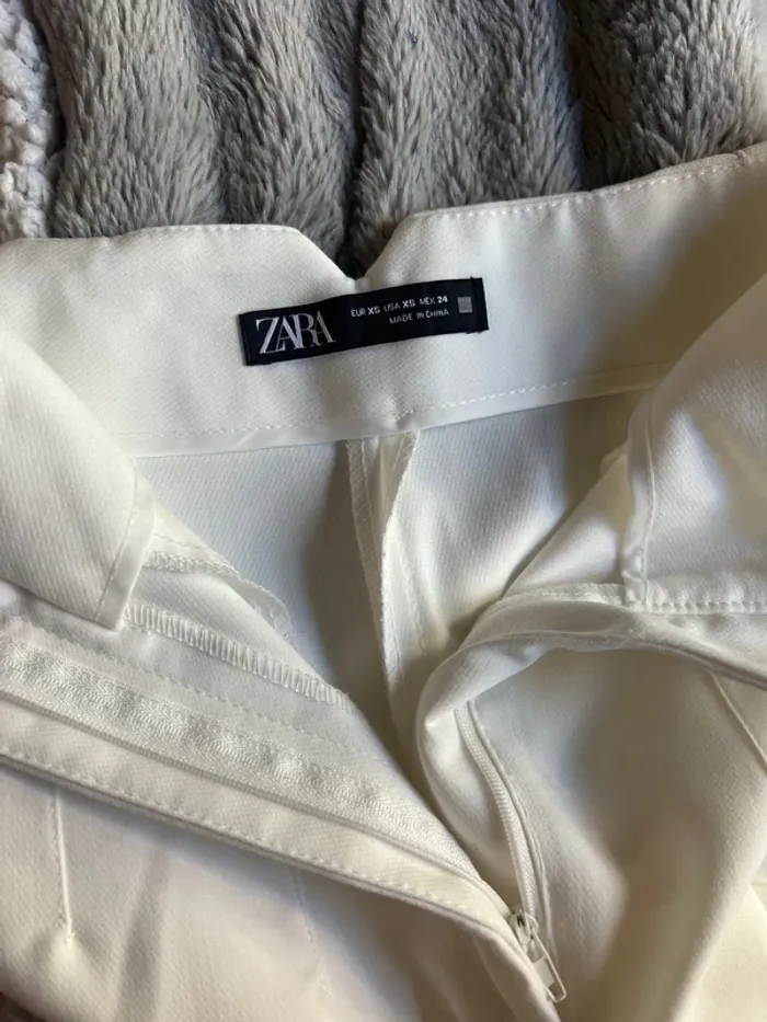 Superbe pantalon vintage - taille XS - neuf - Zara - photo numéro 3