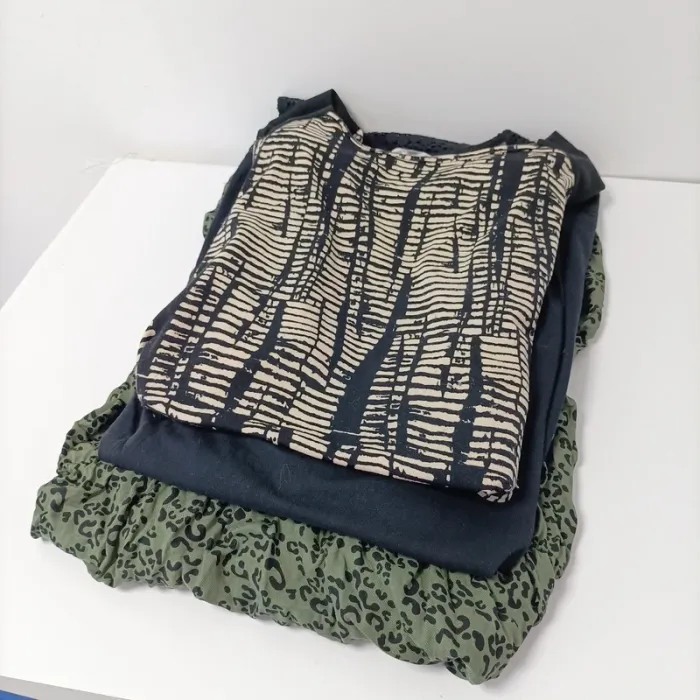 Robe femme vetement lot taille 40 Robes imprimé, uni, dentelle – H&M, Tissaia, autres - photo numéro 2