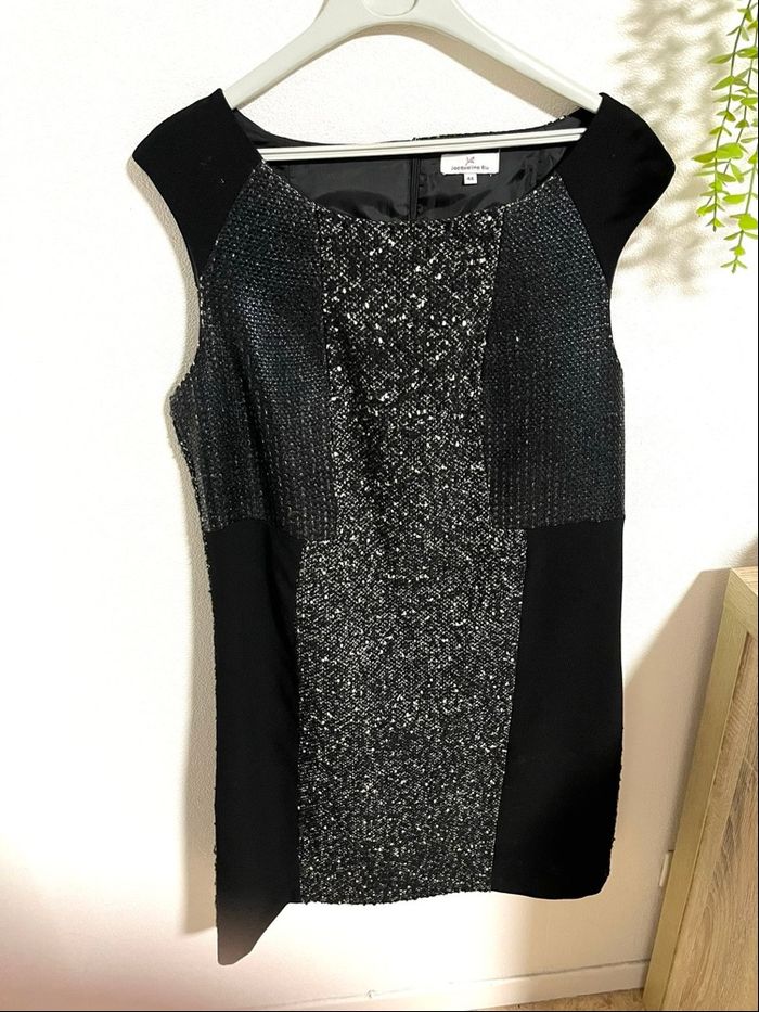 Très belle robe à courte manche pour femme