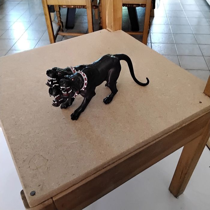 Figurine cerbère à 3 têtes Papo - photo numéro 4