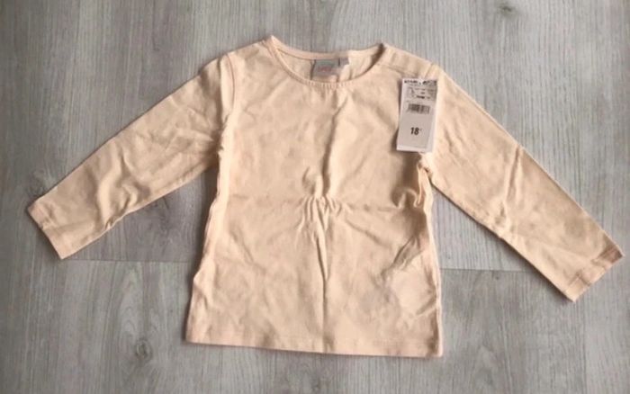 TEE shirt manche longue 24 mois Disney baby