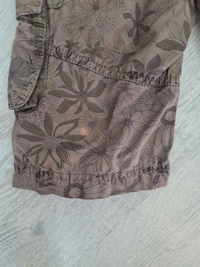 Shory Vertbaudet taille 5 ans Motif fleurs tropicales kaki - photo numéro 4