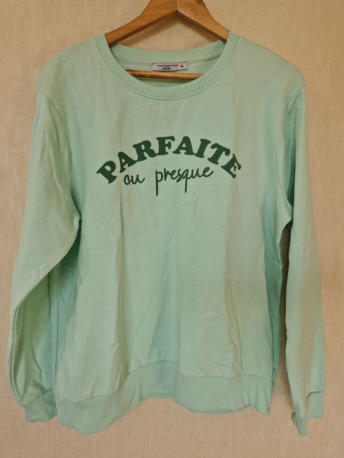 Haut/Tee-shirt manche longue - photo numéro 2