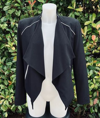 Veste noire avec détails blancs pour femme Laura Scott, taille 42