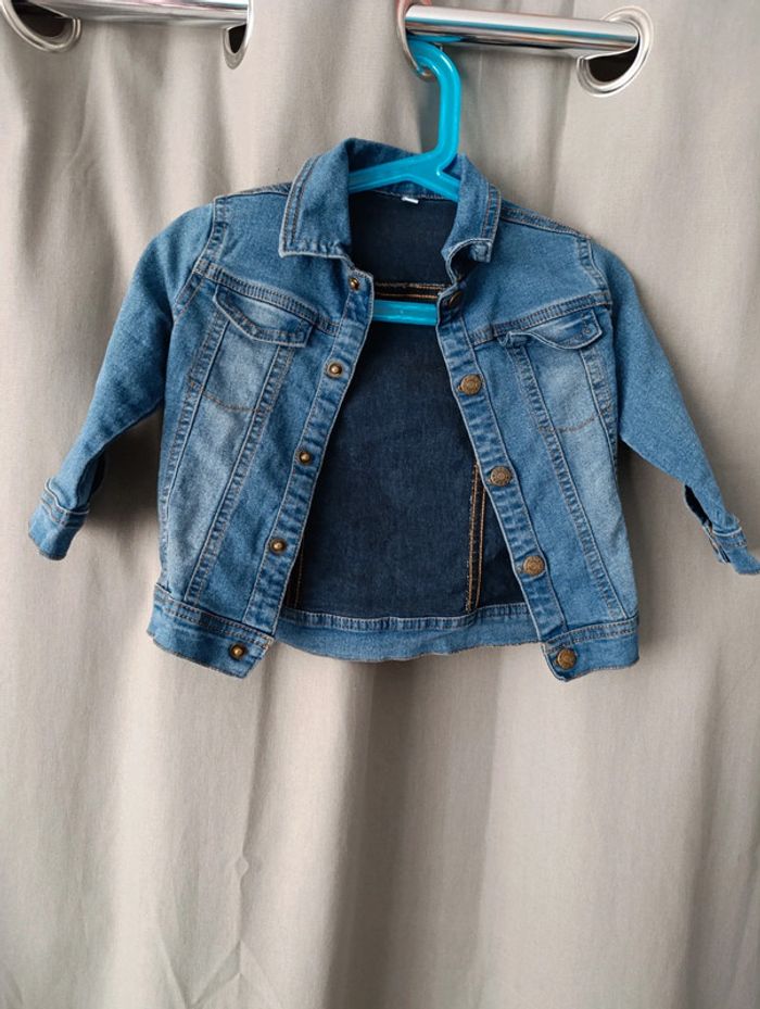 Veste en jean mixte taille 86 cm matière extensible