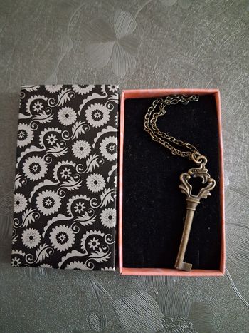 Pendentif en forme de clé