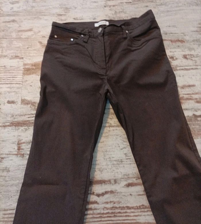 Superbe jean strech droit - photo numéro 2