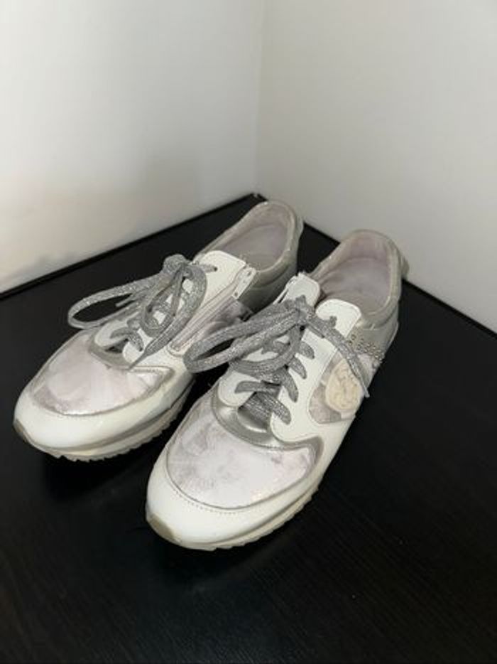 Baskets en cuir blanches et argentées Philippe Morvan T39 - photo numéro 2