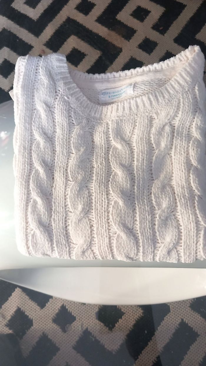 Superbe pull blanc Primark fille 4-5 ans – tout doux et tendance 🤍