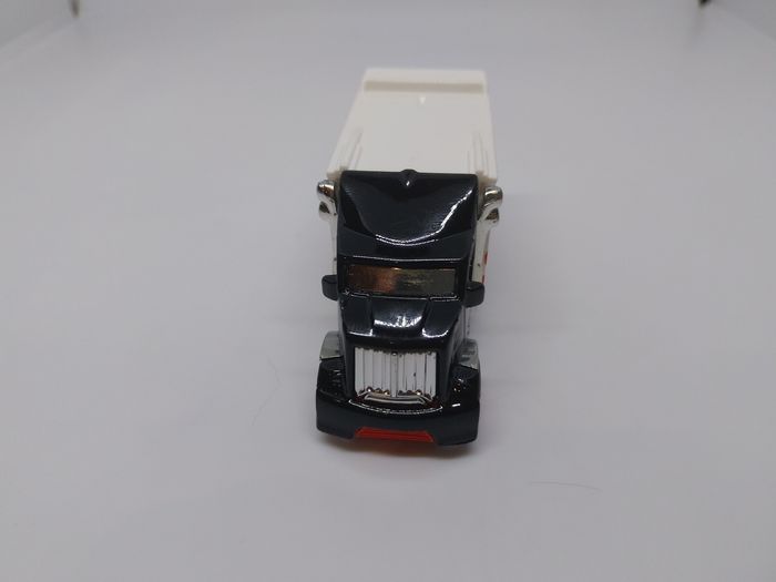 Hot Wheels Hiway Hauler 2 de 2023 - photo numéro 4