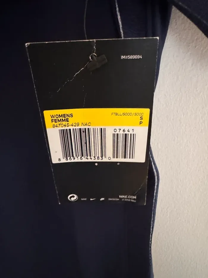 Maillot Domicile Paris Saint-Germain Nike Aeroswift Women 2017-2018 – Player Issue Taille S - photo numéro 7