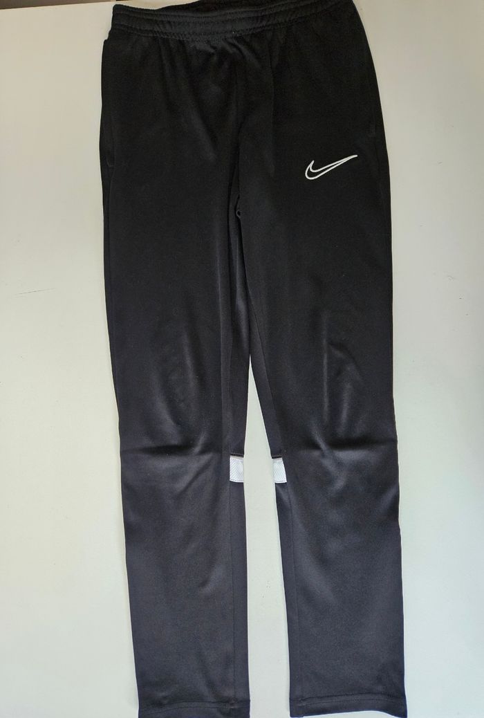 Jogging Nike - photo numéro 3