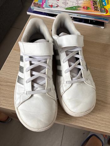 Baskets Adidas, enfants, taille 35 1/2