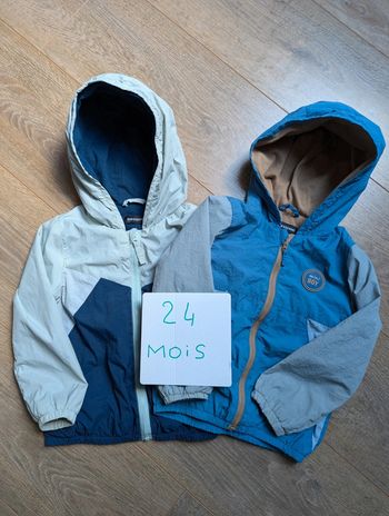 Lot 2 parka coupe vent 24 mois
