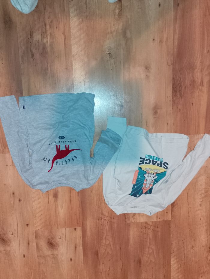 lot de 6 vetement enfants 5ans - photo numéro 3