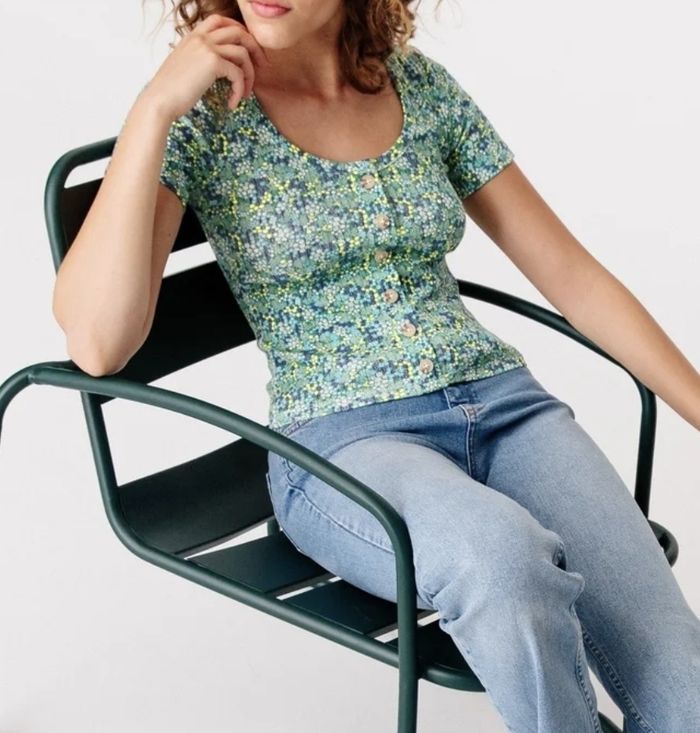 Croc-top fleuri Bizzbee neuf T36
