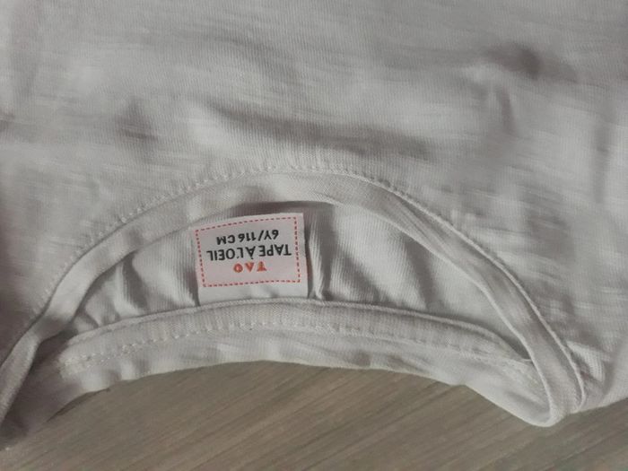 Tee shirt 'tape à l'oeil' 6ans - photo numéro 3