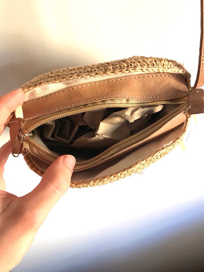 Petit sac en osier fait à Madagascar neuf avec étiquette - photo numéro 4