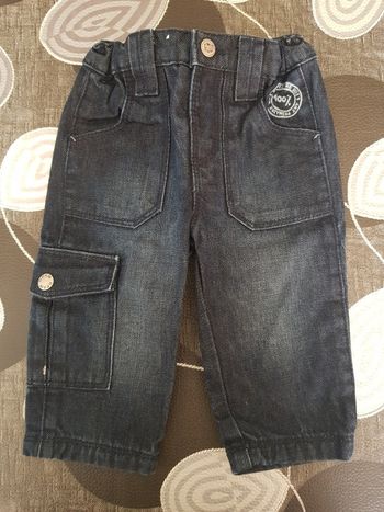Pantalon en jean's - 6 mois