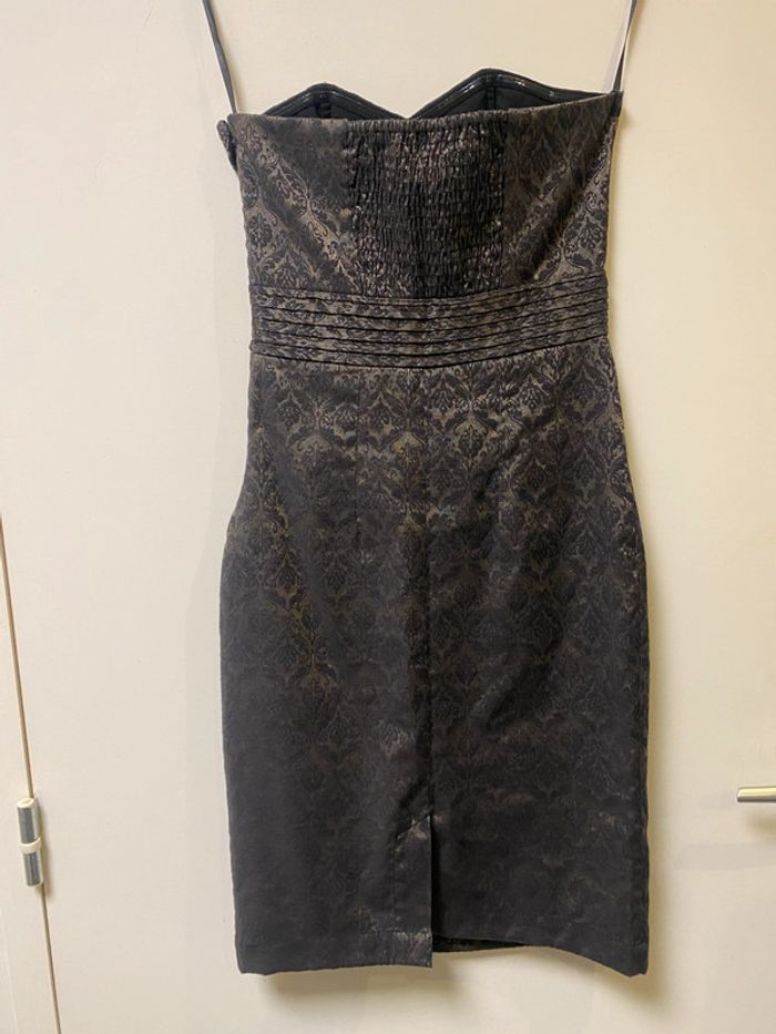 Magnifique robe bustier comme neuve doré et noir Camaïeu taille 36 - photo numéro 4