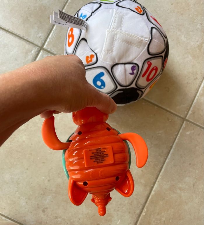 ZOZO mon ballon rigolo –tortue jouet de bain - photo numéro 10