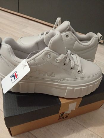 Baskets Fila neuves