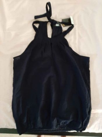 Top léger bleu marine