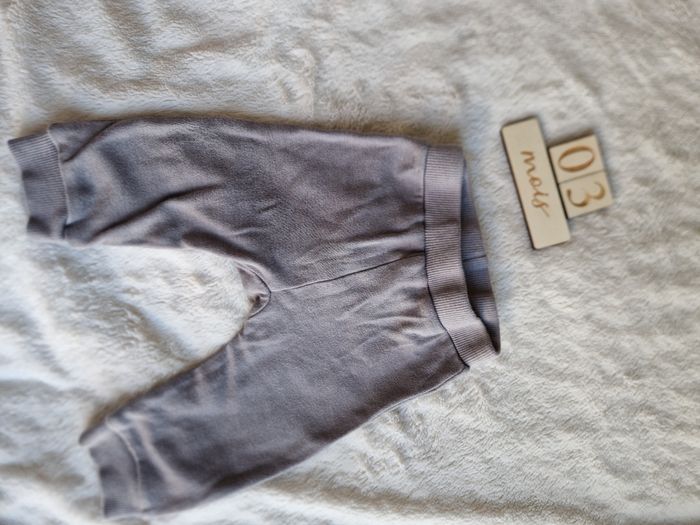 Pantalon jogging
Gemo 3 mois